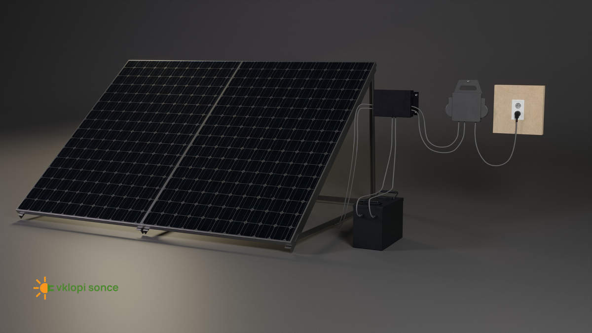 Balkonska elektrarna s hranilnikom